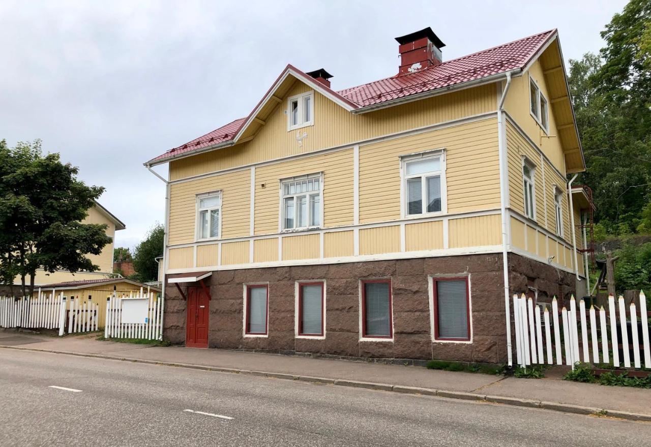 Guest House Nina Art Kotka Exterior foto